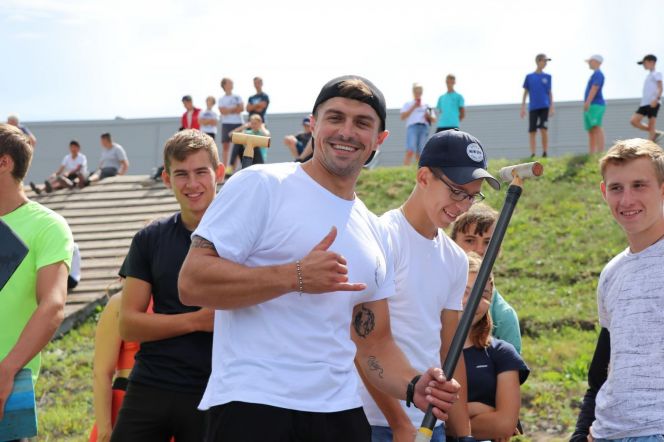 На фото: 13.08.2020 г. Андрей Крайтор во время проведения мастер-класса для спортсменов СШОР имени Костенко в Барнауле