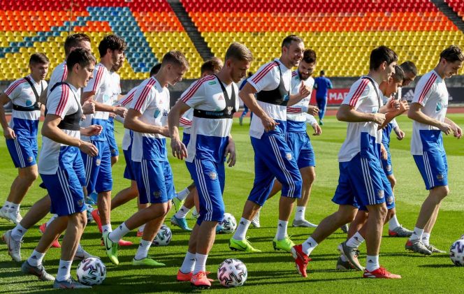 Футболисты сборной России. Фото: Дмитрий Феоктистов/ТАСС