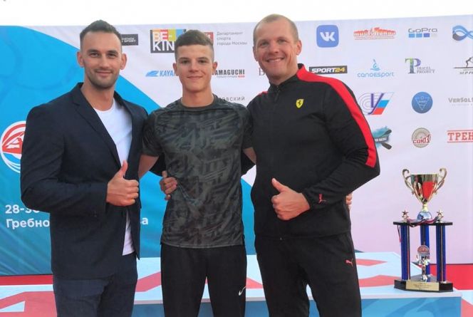 На фото: Александр Сухой-старший, Александр Сухой-младший и Александр Дьяченко