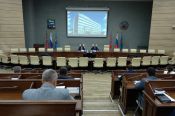 В мэрии Барнаула прошло совещание по подготовке к этапу Кубка мира по гребле с участием министра спорта региона Алексея Перфильева