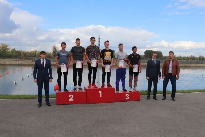 На гребном канале стартовало первенство края (протоколы + фото с награждения)