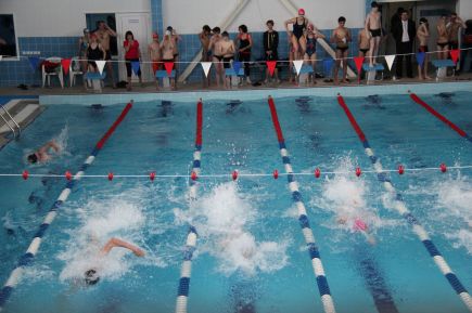 На радость всей округе!