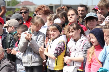 На радость всей округе!