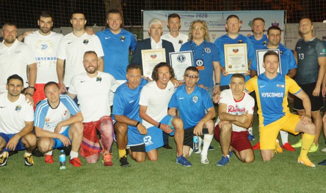 Алексей Смертин сыграл в рекордном 25-часовом футбольном матче (видео)