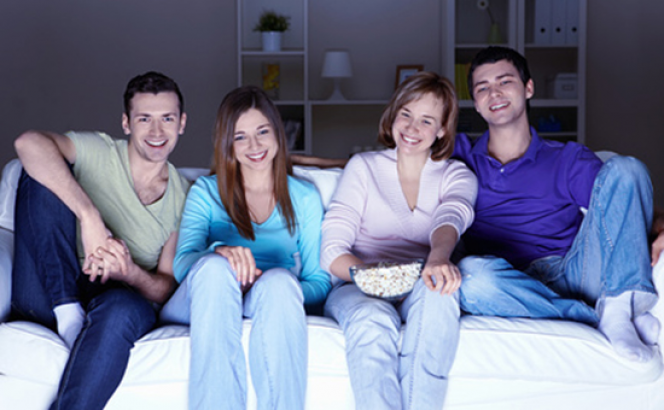 Как интересно провести время в компании?