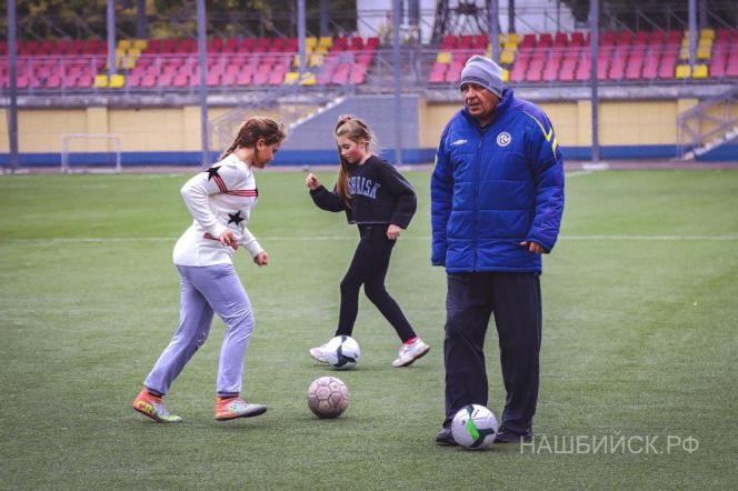 Перспективное будущее женского футбола Бийска (фото)