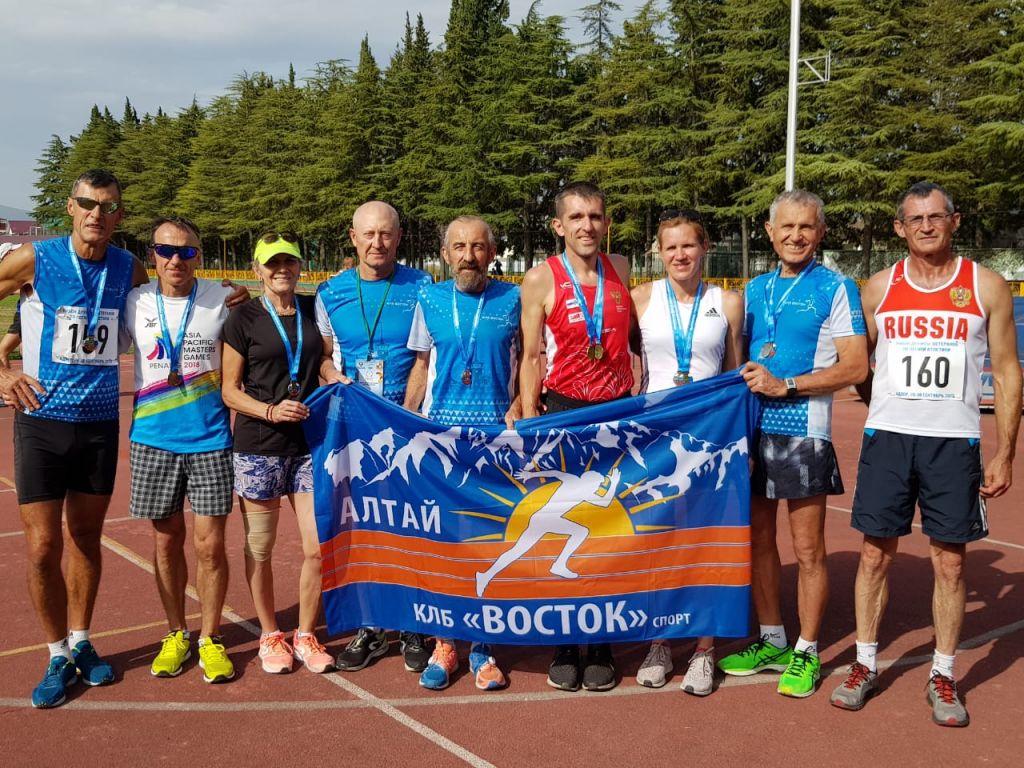 Алтайские ветераны-легкоатлеты завоевали 10 золотых медалей на Кубке Дружбы  в Сочи