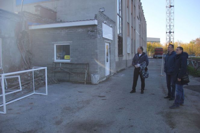 ФК «Динамо-Барнаул» и Министерство спорта Алтайского края обсудили судьбу здания стадиона «Трансмаш»