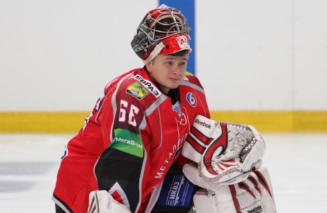 Ряды ХК "Динамо-Алтай" пополнил вратарь Никита Ложкин