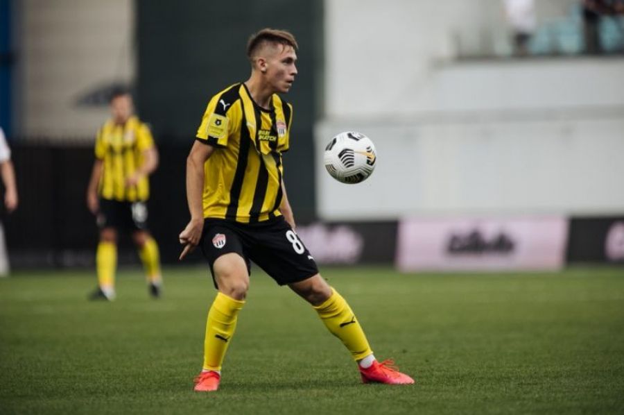 Игрок "Химок" Кирилл Боженов