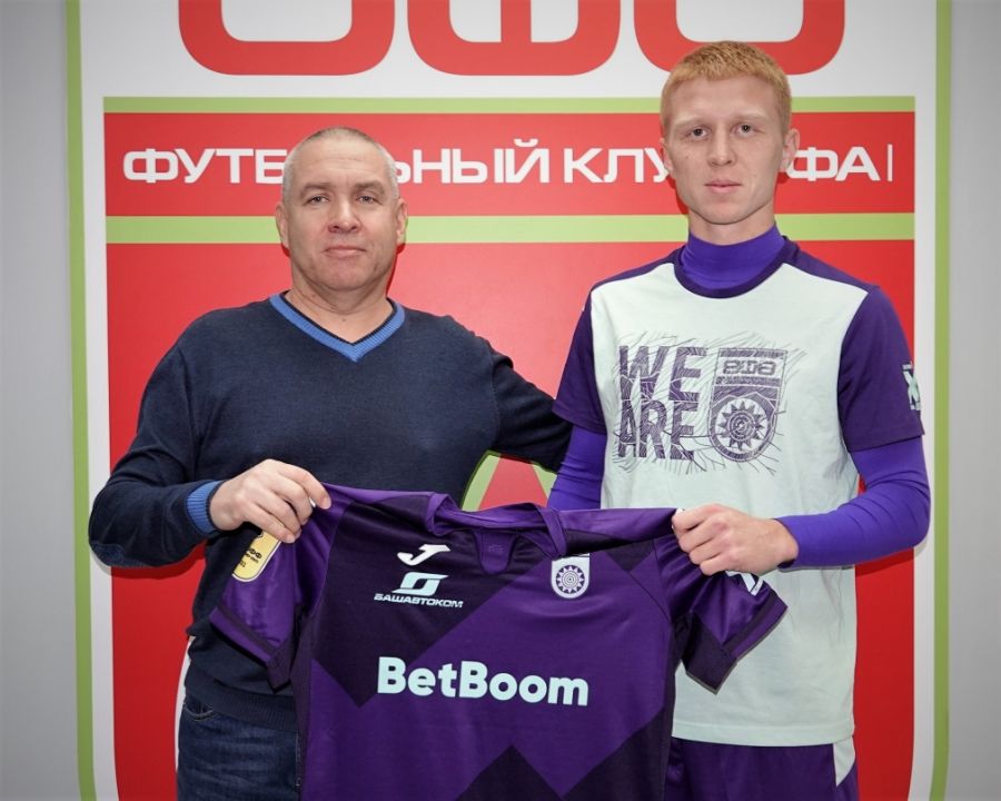 Владислав Камилов: "Слова без дел значат мало"