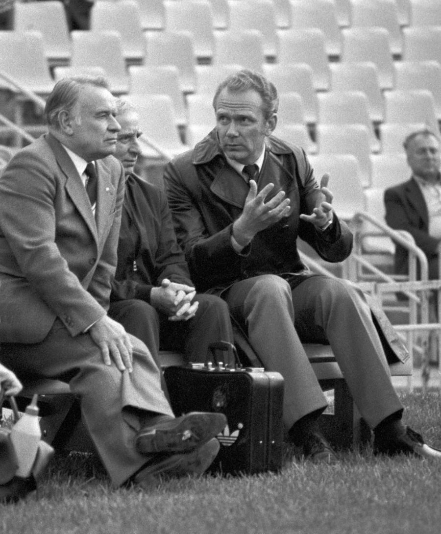Константин Бесков и Валерий Лобановский, 1982 год. Фото: Вячеслав Ун-да-син, Игорь Уткин/ТАСС