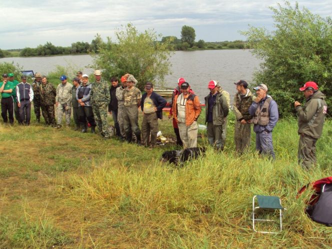 Бийская команда "Рыболов-спортсмен" - победительница краевых соревнований по ловле спиннингом с лодок "Шибаево-2014». 
