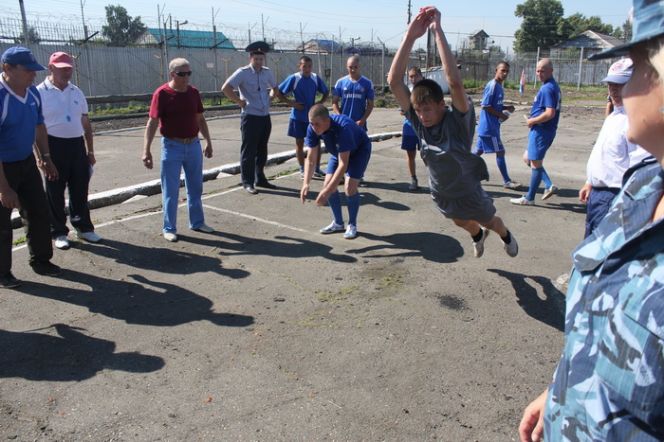 Вчера в Бийской воспитательной колонии прошёл краевой этап  V  Всероссийской Спартакиады несовершеннолетних осужденных (фото).