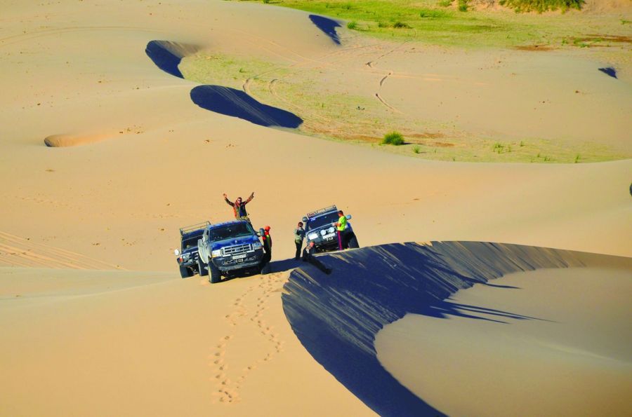 В песках Монголии 