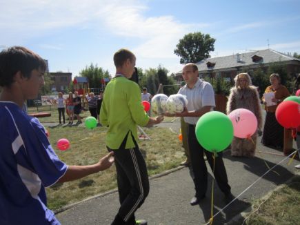 Сегодня в Барнауле состоялась ежегодная летняя спартакиада "Всё в твоих руках!" (фото).