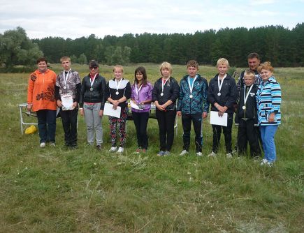 В Шелаболихинском районе прошли соревнования по пешеходному туризму среди детских домов.