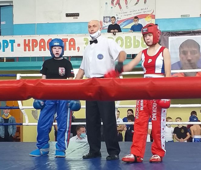 В Камне-на-Оби прошли соревнования по кикбоксингу XL спартакиады краевых спортивных школ среди юношей 2007–2008 годов рождения