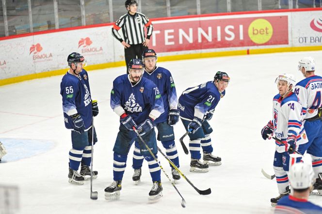 Фото: ХК "Динамо-Алтай"