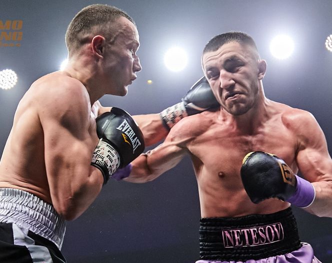 Барнаулец Дмитрий Кулаков одержал победу на профессиональном ринге