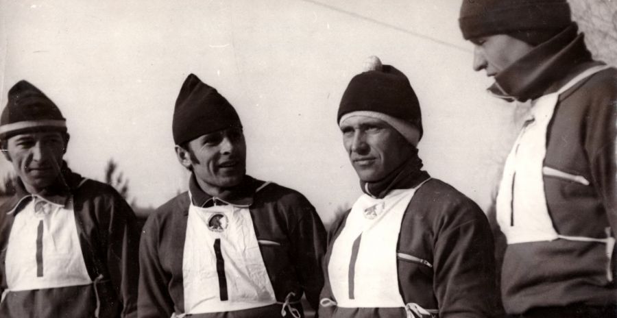 Красноярск, 1974 год. Спартакиада народов РСФСР.  Команда Алтайского края - победительница в эстафете (слева направо) - Анатолий Гиганов, Юрий Галкин,  Александр Коробейников, Николай Романов.