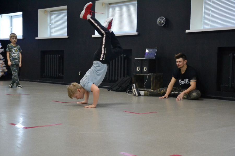 Движ в Париж. Брейк-данс получает олимпийскую прописку. Алтайский вариант