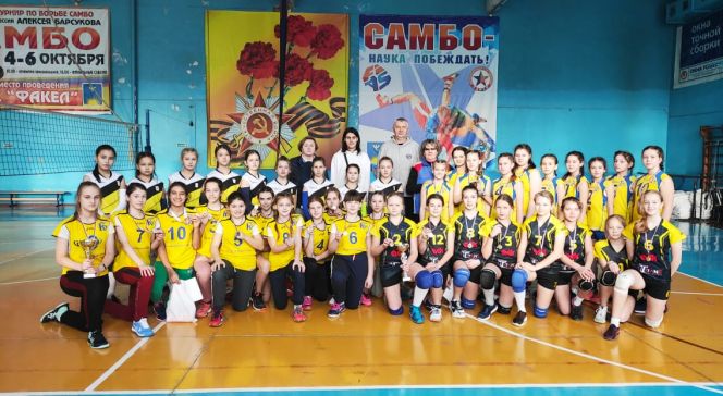 В Заринске прошел традиционный межрегиональный турнир "Снежинка" среди команд девочек 2009-2010 годов рождения