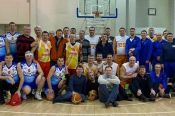 Команда ветеранов баскетбола Алтайского края – призёр турнира Владимира Сазонова в Новокузнецке