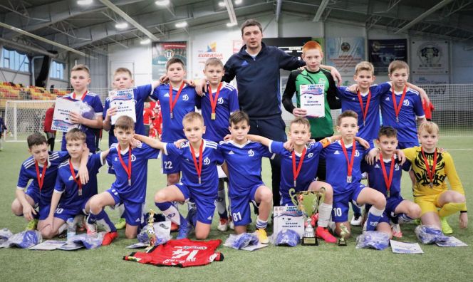 Межрегиональный турнир на призы Александра Соболева в Барнауле завершился победами барнаульского "Динамо-2009" и красноярского "Енисея-2010"