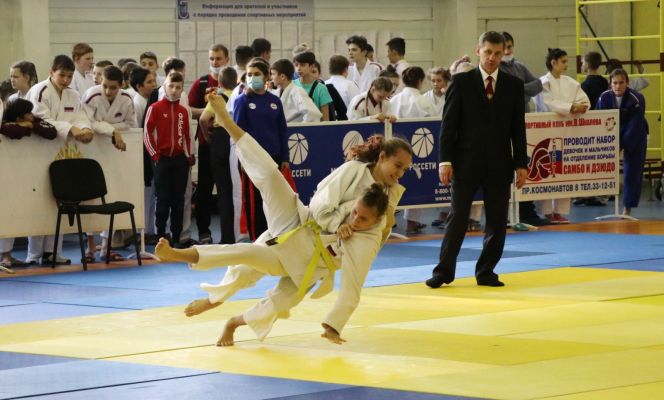 В Барнауле определились победители и призеры соревнований по дзюдо в зачёт XLI краевой спартакиады спортшкол (фото)