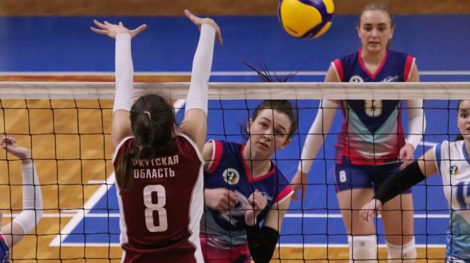 Волейболистки «Алтая-АГАУ» стартовали в домашнем туре с «сухой» победы над «Ангарой» (много фото)