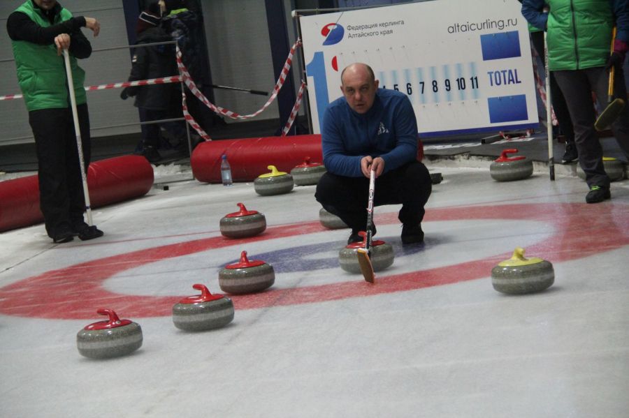 Как в Барнауле прошёл краевой чемпионат по кёрлингу