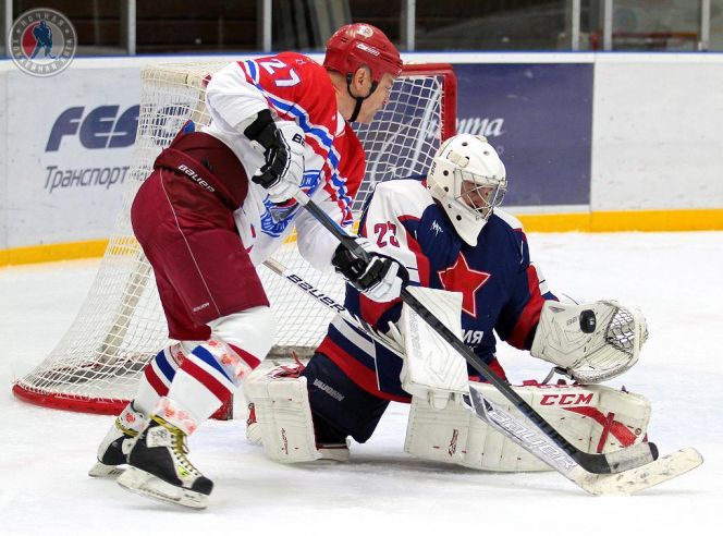 19 октября. Барнаул. Дворец зрелищ и спорта. Ночная хоккейная лига - детям Донбасса. 