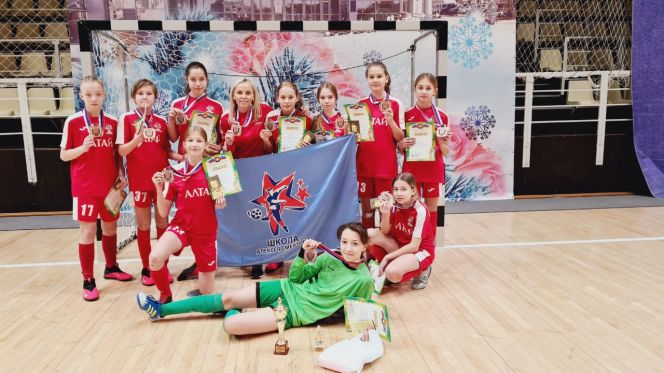 Женская команда "Алтай" - третий призер регионального турнира памяти Сергея Прокопьева в Кемерове