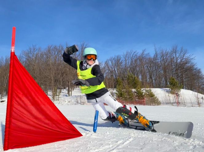 Мария Травиничева из Белокурихи - победительница всероссийских соревнований в дисциплине "параллельный гигантский слалом"