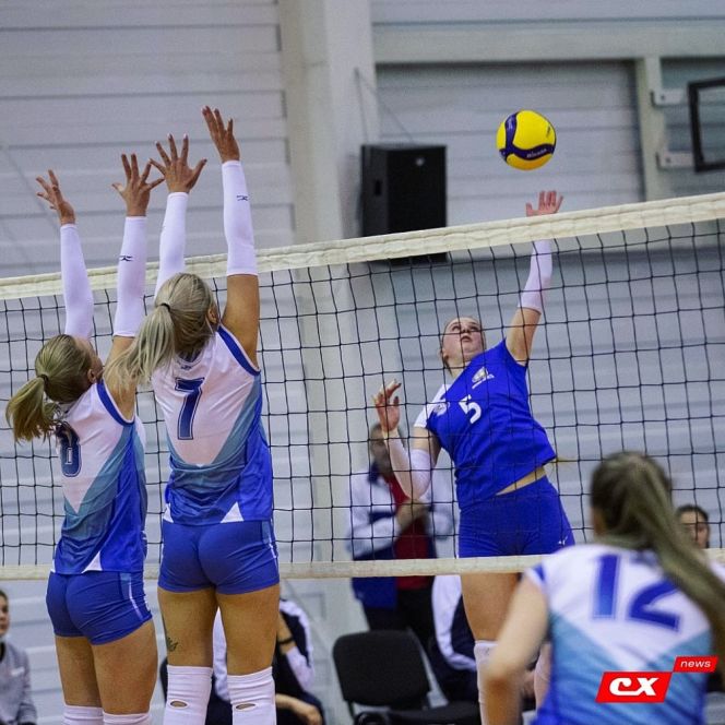 Волейболистки «Алтая-АГАУ» стартовали в заключительном туре с поражения от «Оми-СибГУОР» - 0:3