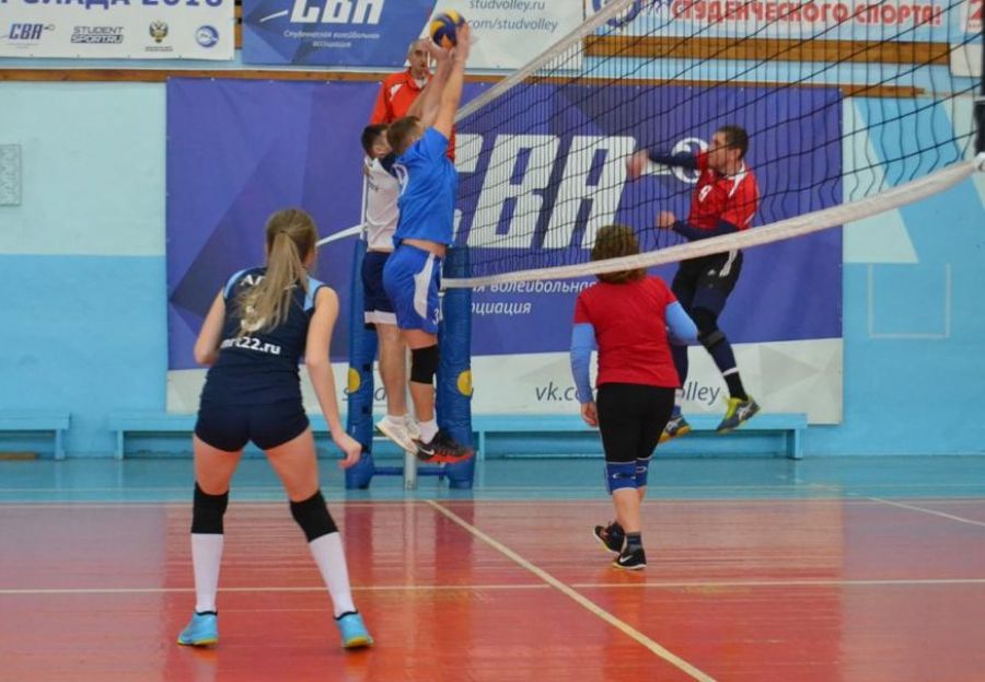 В Барнауле состоялась первая Спартакиада спортивных клубов вузов города с участием преподавательского состава 