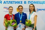 Полина Миллер победительница, Савелий Савлуков - серебряный призер зимнего первенства России U23 в беге на 400 метров
