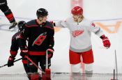 Братья Свечниковы впервые сыграли друг против друга в матче НХЛ