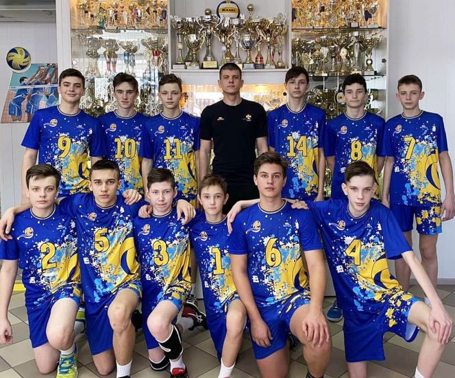 Команда Алтайского края в четверке лучших окружного финала Всероссийских соревнований «Летающий мяч» среди юношей до 15 лет