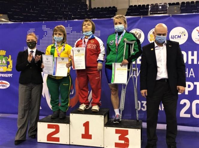 Тамара Подпальная на первой ступени пьедестала