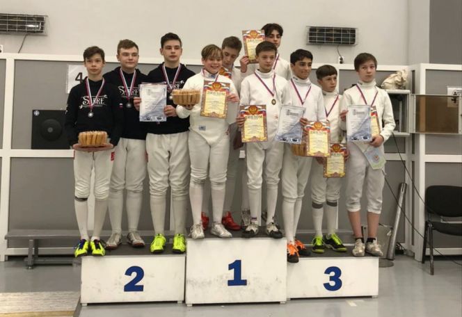 Слева направо: Николай Нагайцев, Александр Багаев, Виталий Синельников - серебряные призеры турнира "Весенняя капель"