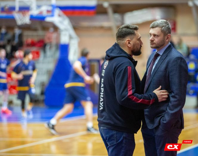 Виталий Мантлер (слева) и главный тренер Евгений Горев