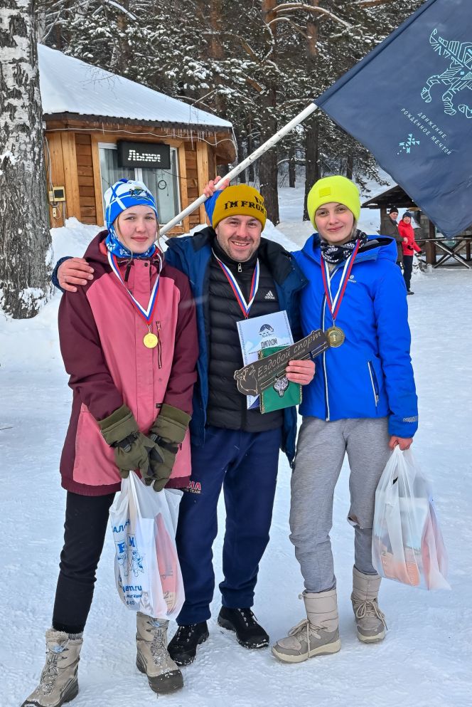 Слева направо: Виктория Коломыц, Сергей Васильев, Анастасия Гамаюнова. Фото: Михаил Петрик