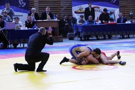 В Барнауле состоялись всероссийские соревнования памяти заслуженного тренера РСФСР Анатолия Кишицкого.