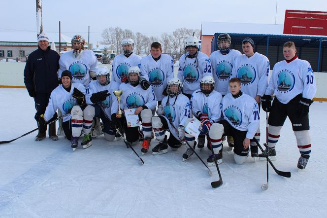 Стартовало первенство края среди юношеских команд.