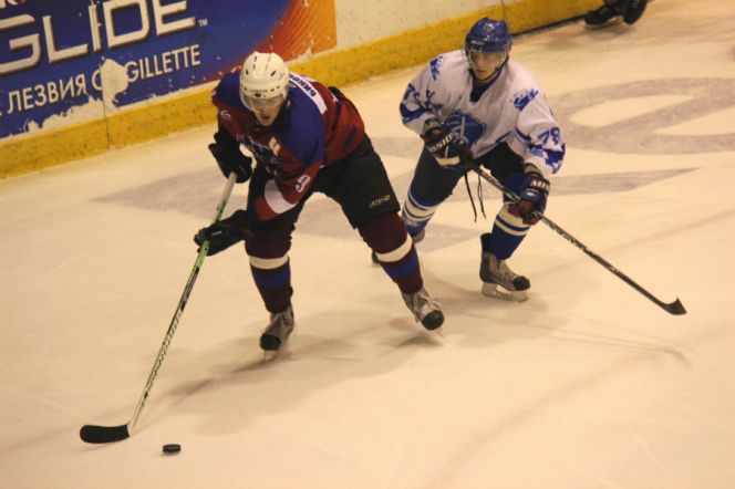 23-24 ноября. Барнаул. Дворец зрелищ и спорта. Первенство России, I лига. «Алтай» (Барнаул) – «Спутник-2» (Нижний Тагил).