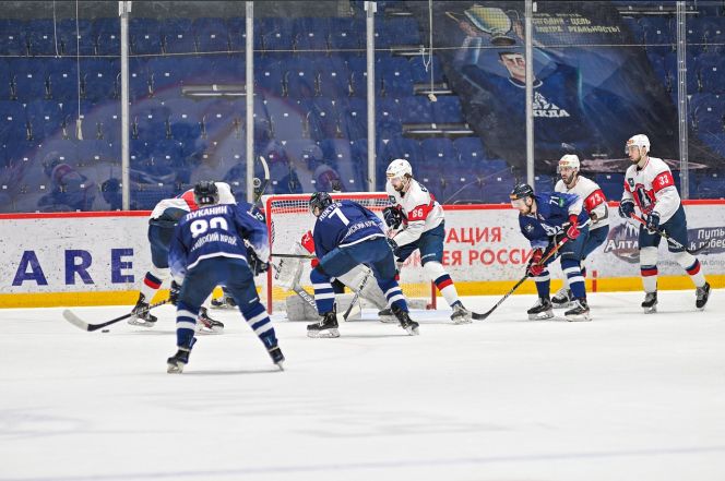 Фото: ХК "Динамо-Алтай"