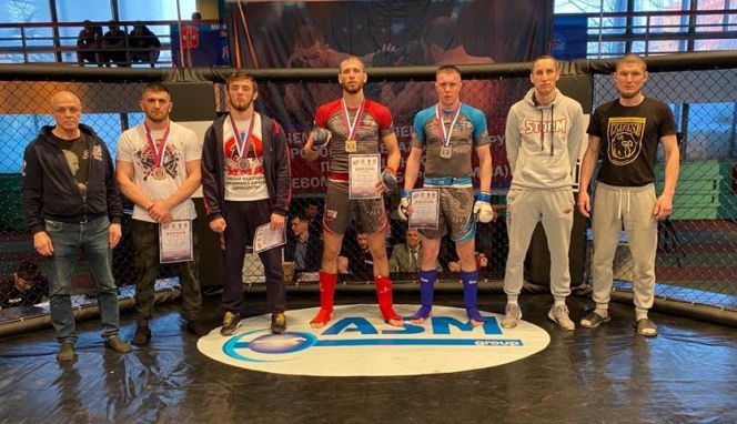 Спортсмены Алтайского края стали обладателями трёх медалей чемпионата и первенства Сибири по ММА 