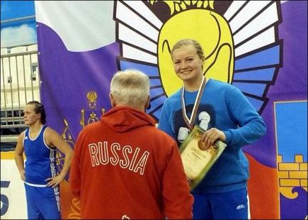 Елена Устинова: «Нокдаун на Красной площади»